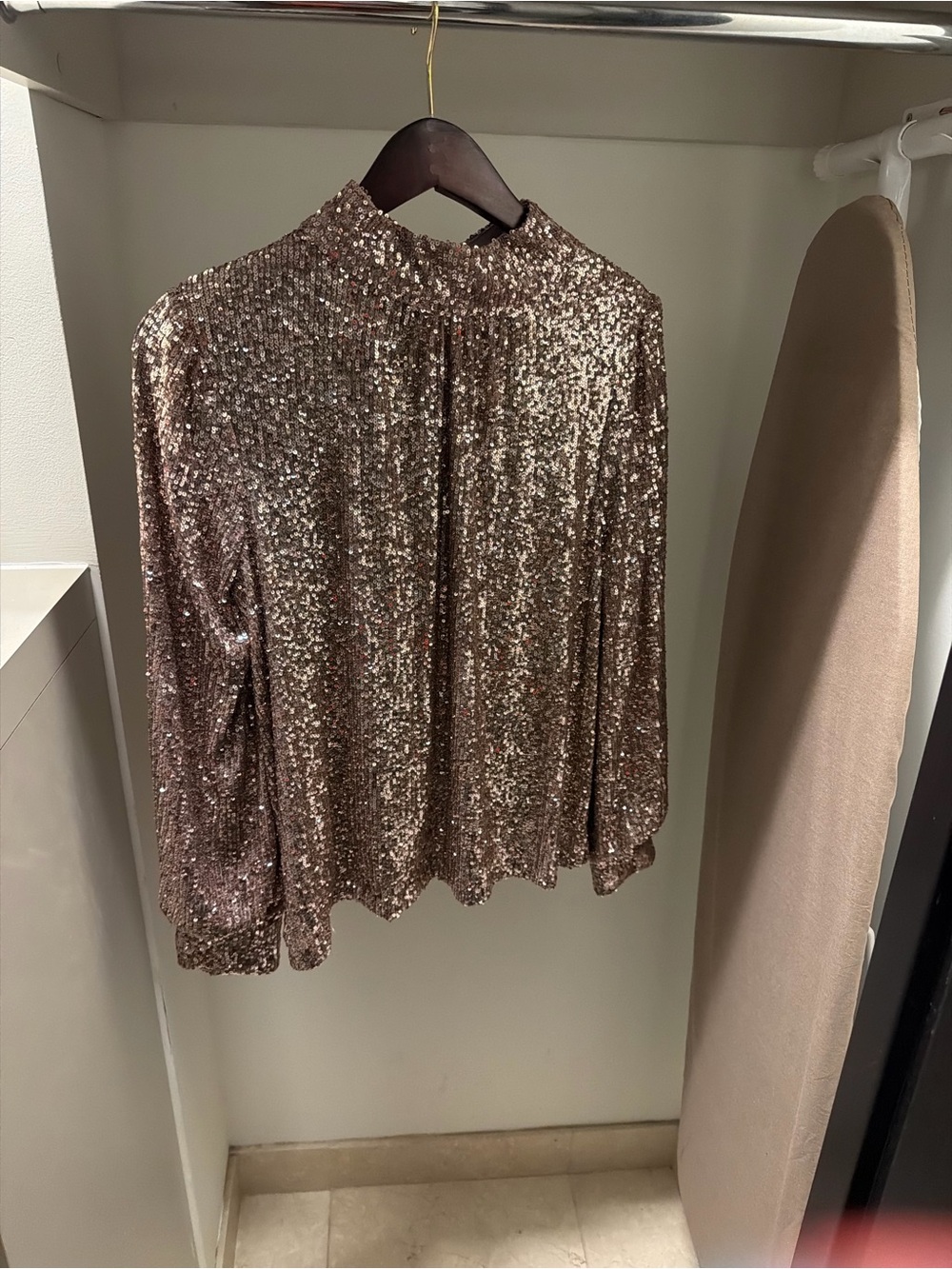 Rose Gold Sequin Mock Neck Blouse Long Sleeve Puff Sleeve Top NWT Large